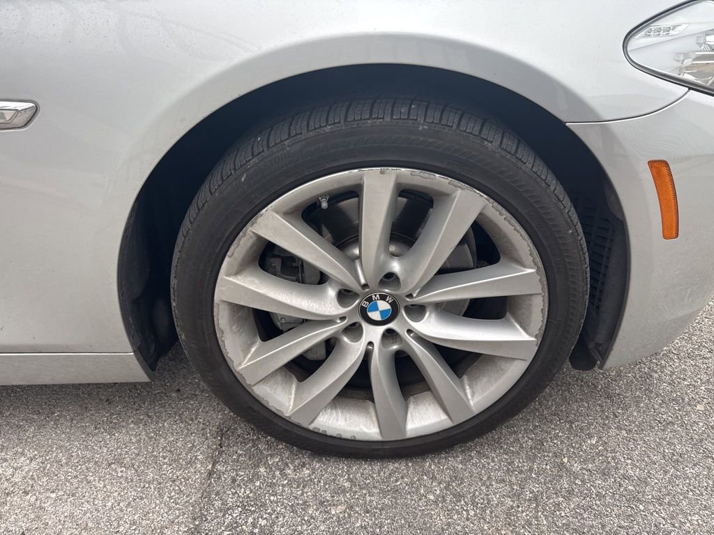 Used 2012 BMW 535i xDrive Sedan AWD/4WD image 3