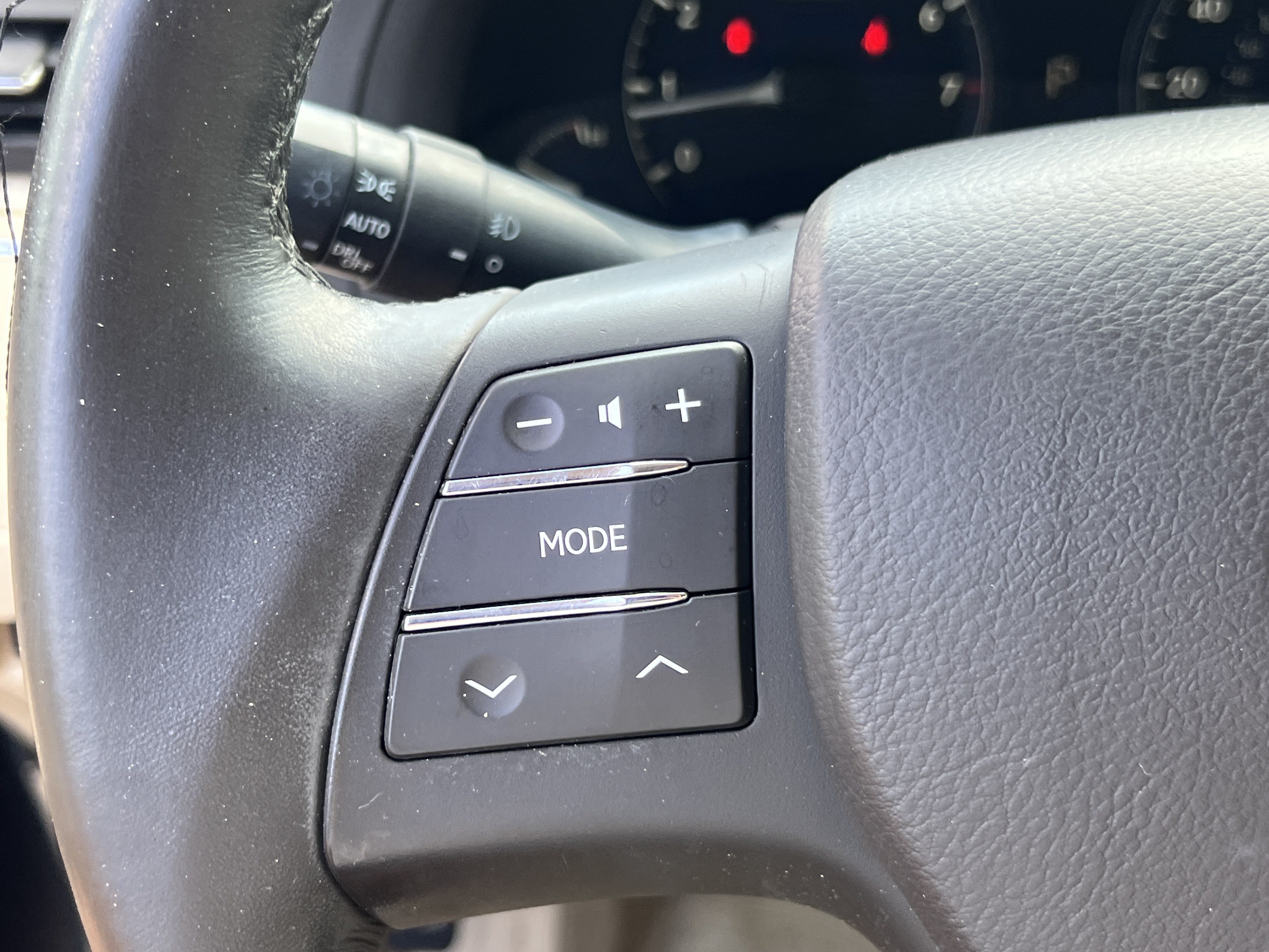Used 2010 Lexus RX 350 AWD w/ Premium Pkg image 26