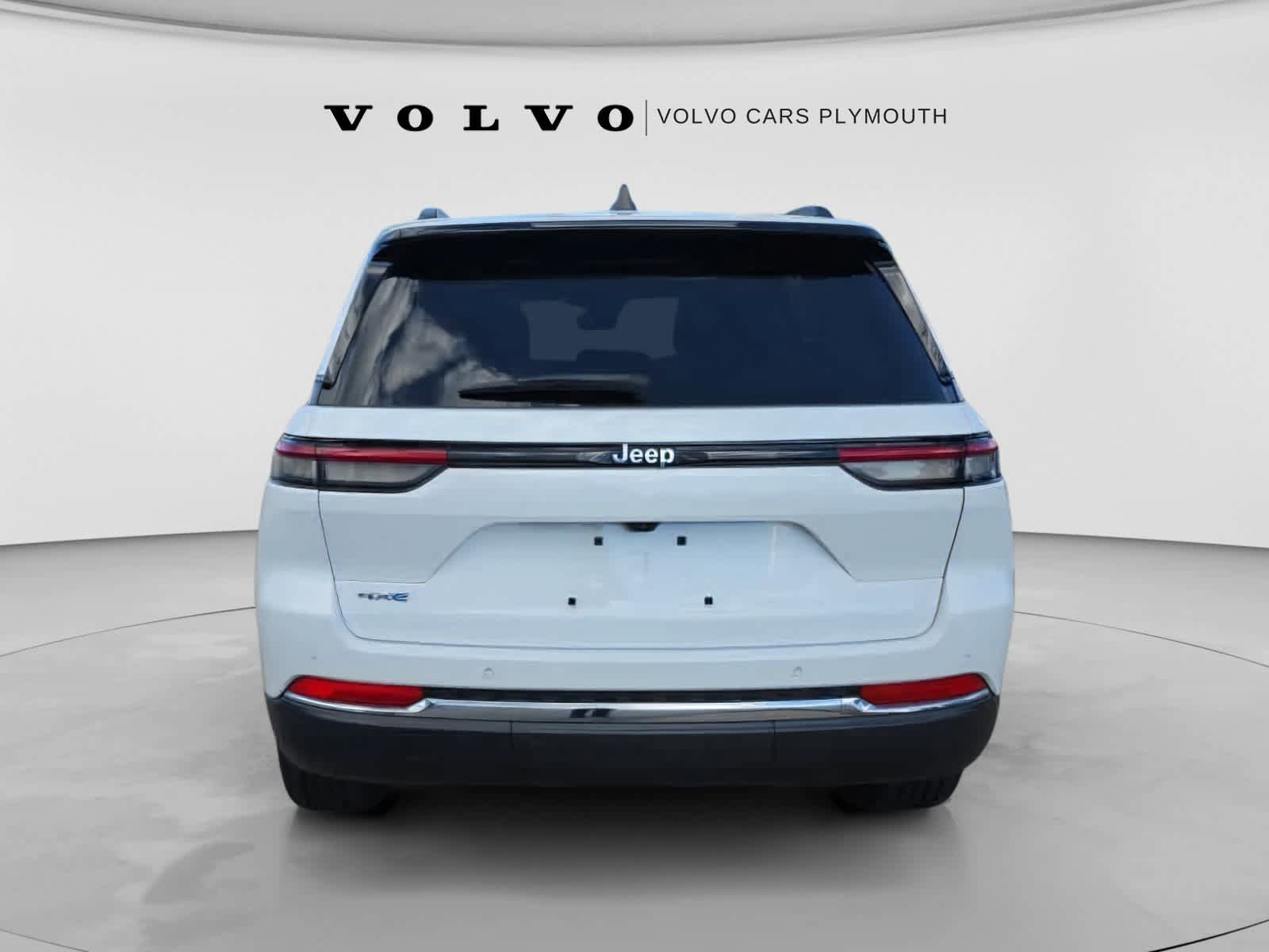 Used 2023 Jeep Grand Cherokee 4WD 4xe image 5