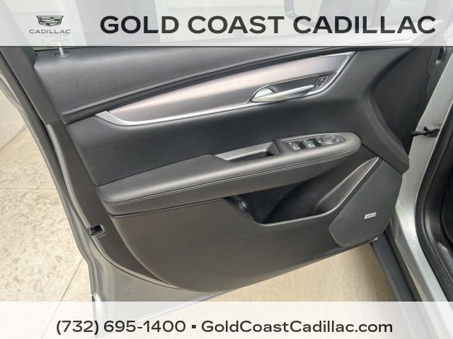 Certified 2024 Cadillac XT5 Luxury w/ LPO, Floor Liner Package image 15