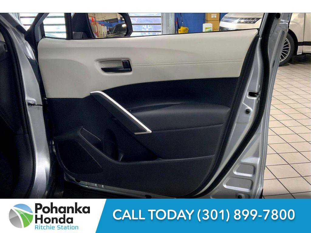Used 2026 Toyota Corolla Cross L AWD/4WD image 26