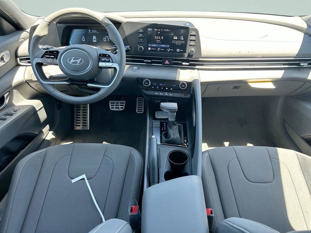 New 2026 Hyundai Elantra Sport FWD image 15