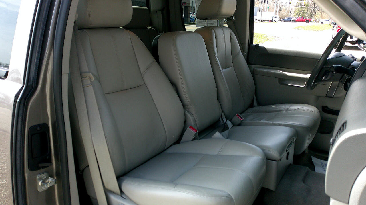 Used 2013 GMC Sierra 1500 SLE w/ Power Tech Package image 32