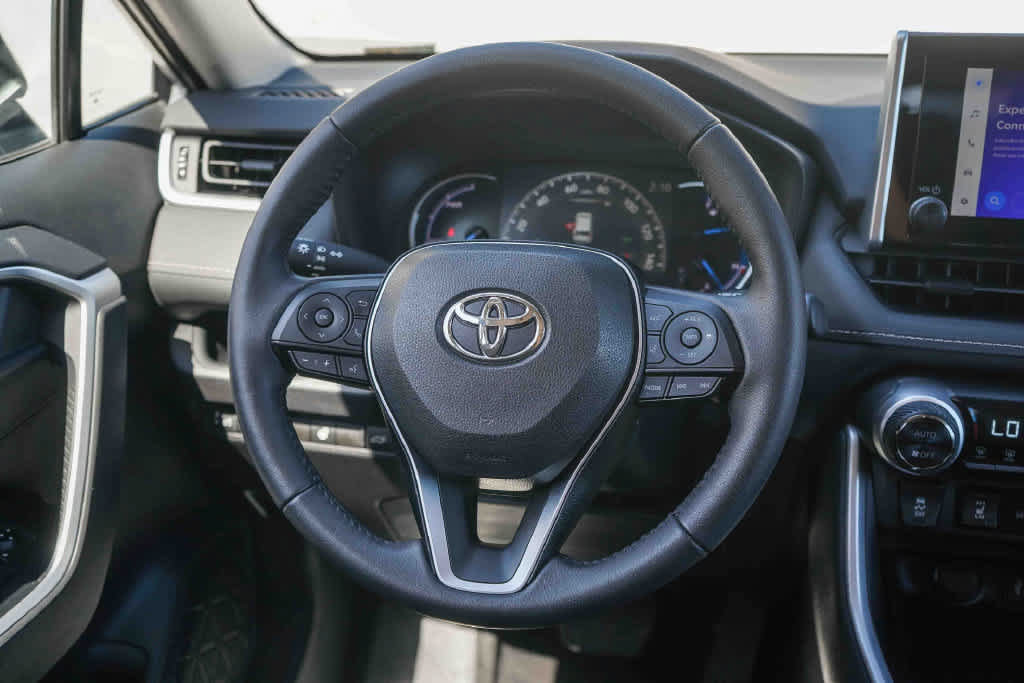Used 2024 Toyota RAV4 XLE w/ Convenience Package AWD/4WD image 15