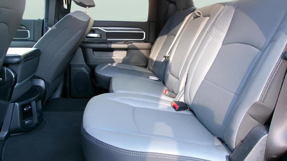 Used 2024 RAM 2500 Big Horn w/ Bed Utility Group image 10