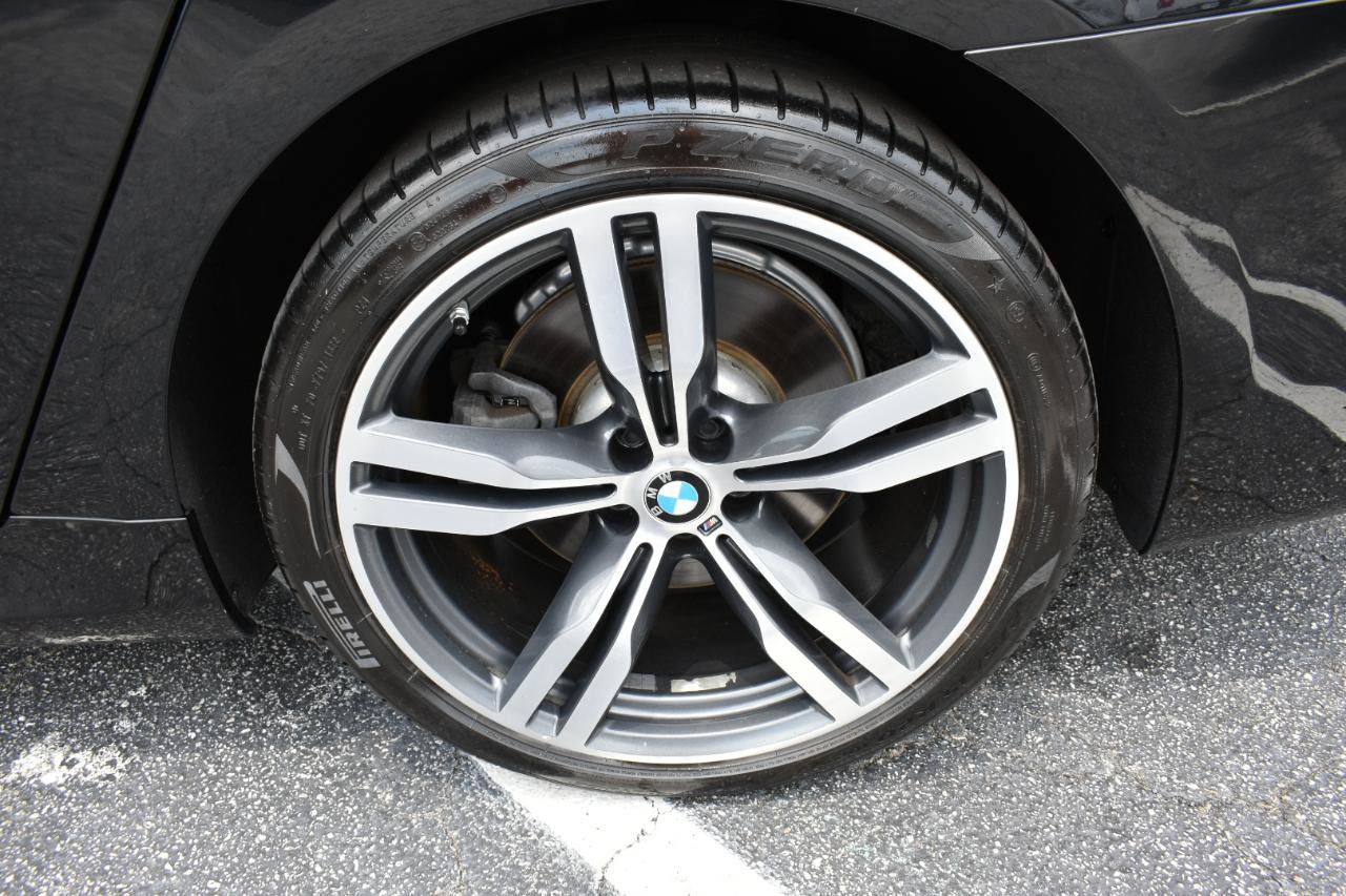Used 2019 BMW 750i w/ Executive Package RWD image 33