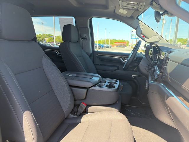 Used 2024 Chevrolet Silverado 1500 LT AWD/4WD image 14