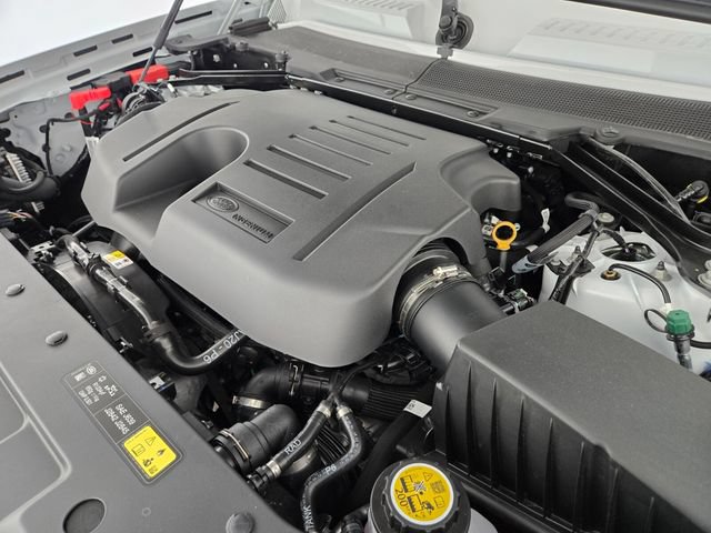 New 2026 Land Rover Defender 110 X-Dynamic SE AWD/4WD image 19