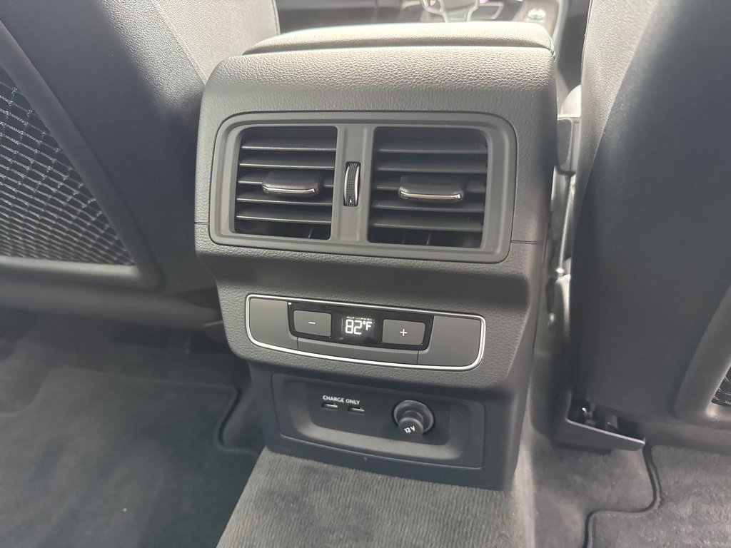 Used 2024 Audi Q5 2.0T Premium w/ Convenience Package image 25