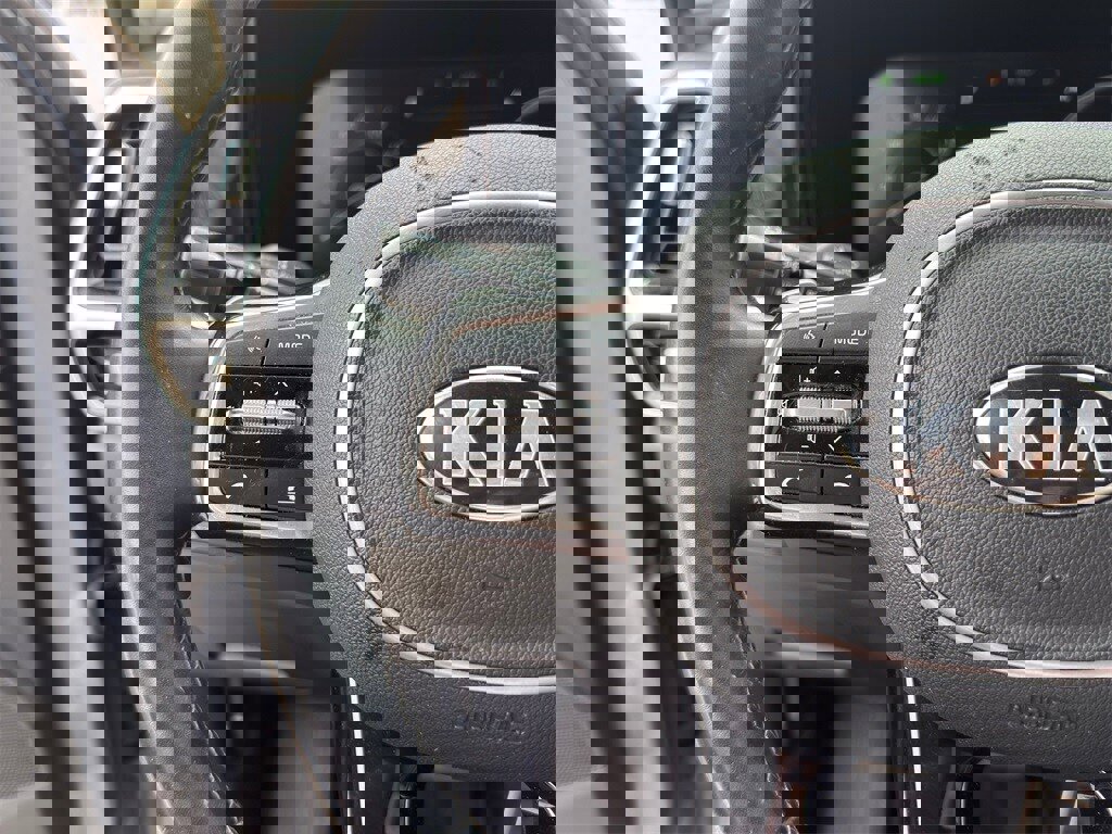 Used 2021 Kia Sorento SX Prestige image 25