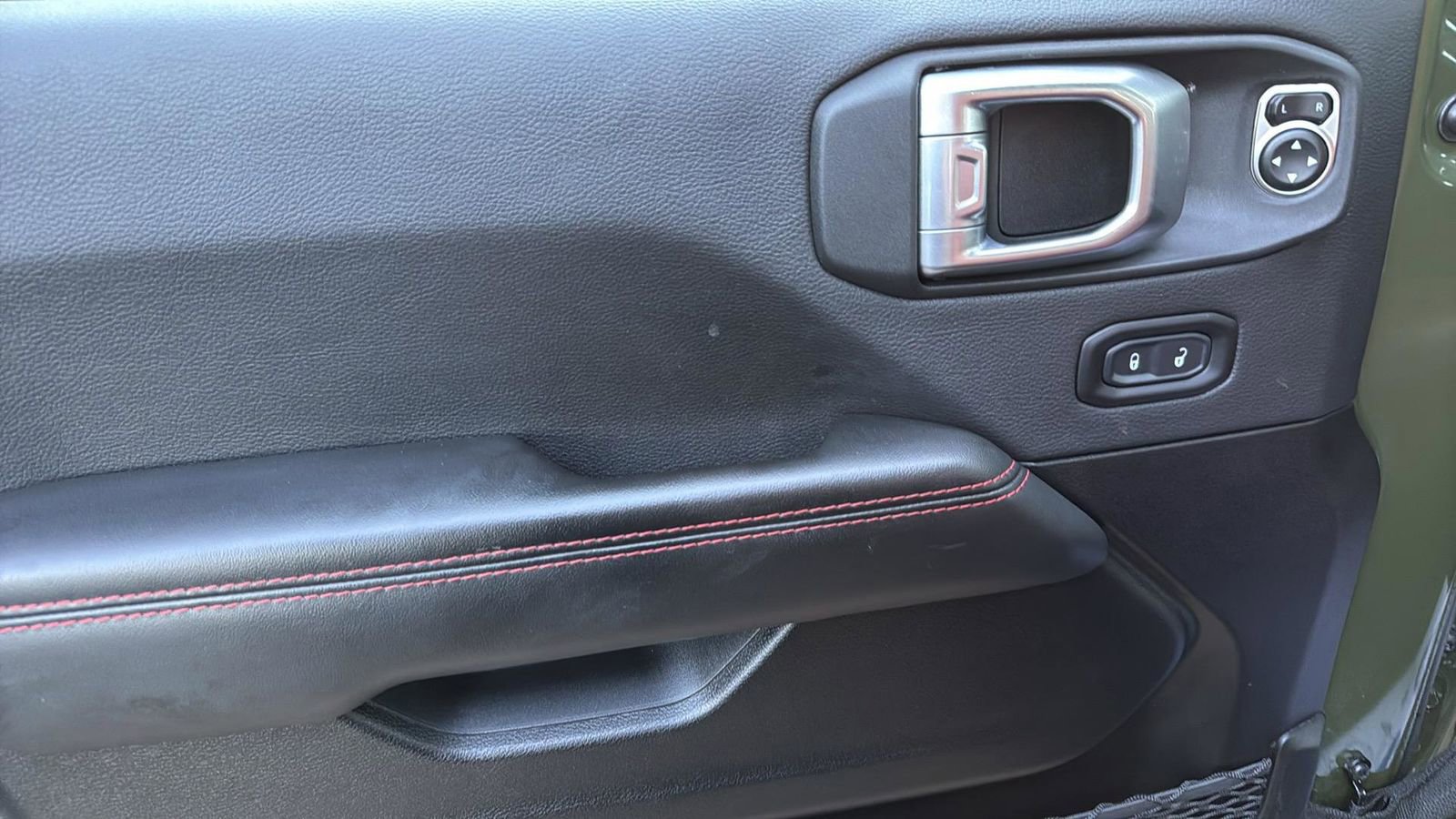 Used 2024 Jeep Wrangler Unlimited Rubicon 392 image 12