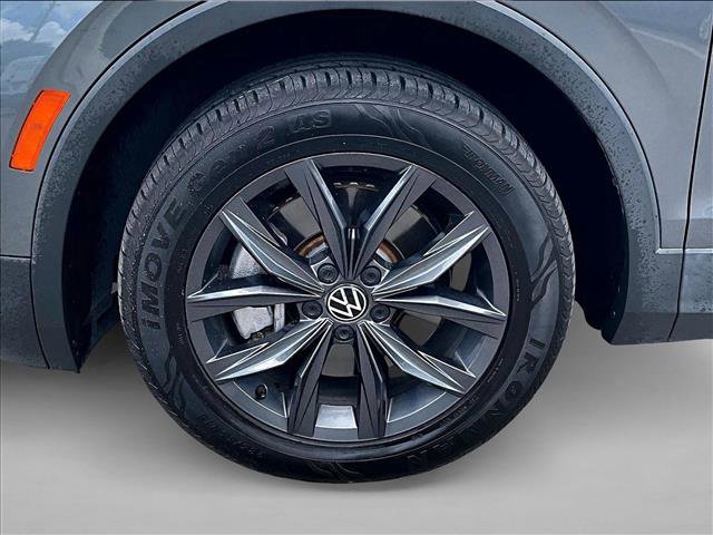 Used 2022 Volkswagen Tiguan SE FWD image 10