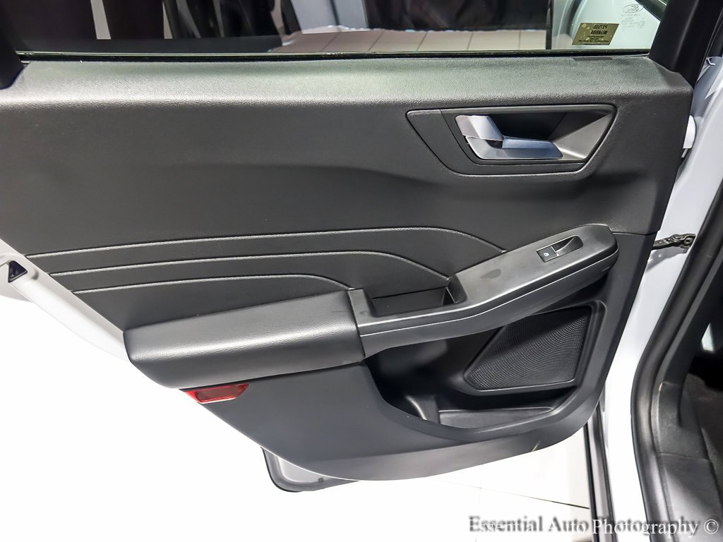 Used 2025 Ford Escape ST-Line Select image 27