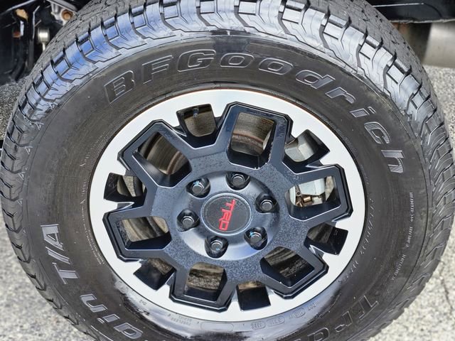 Used 2024 Toyota Tacoma TRD Off-Road image 10
