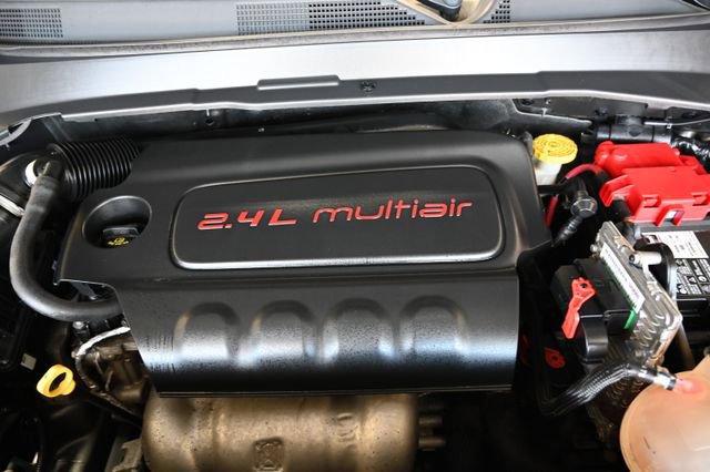 Used 2021 Jeep Compass Latitude FWD image 30