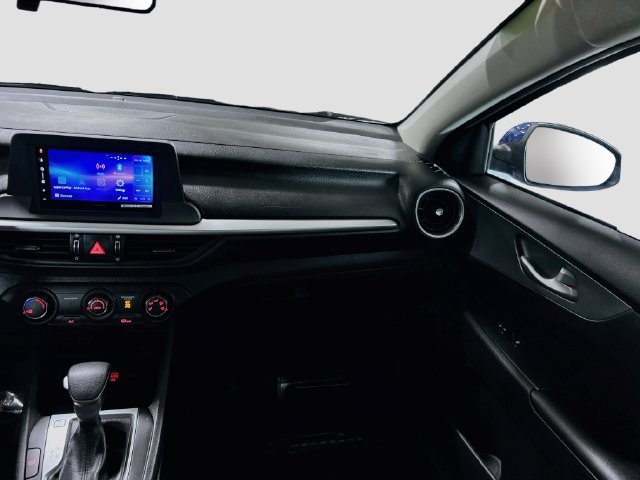 Used 2020 Kia Forte LXS FWD image 22