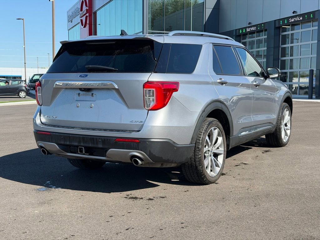 Used 2021 Ford Explorer Platinum w/ Premium Technology Package AWD/4WD image 5