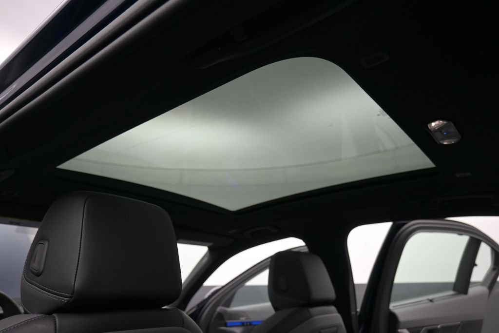 New 2026 BMW 540i xDrive w/ Executive Package AWD/4WD image 16