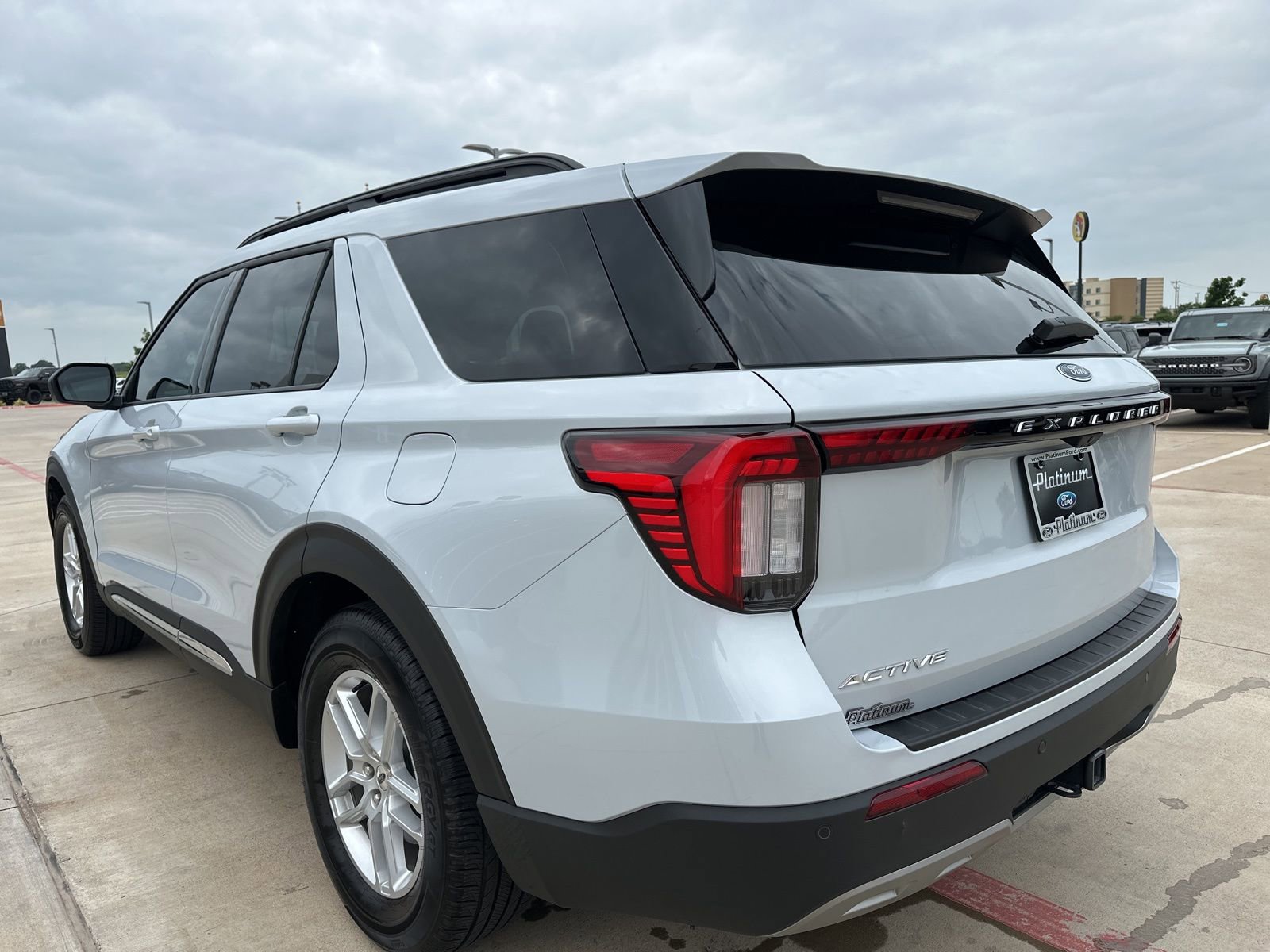 New 2025 Ford Explorer Active w/ Active Comfort Package RWD image 26