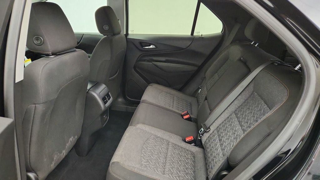 Used 2023 Chevrolet Equinox LT AWD/4WD image 21