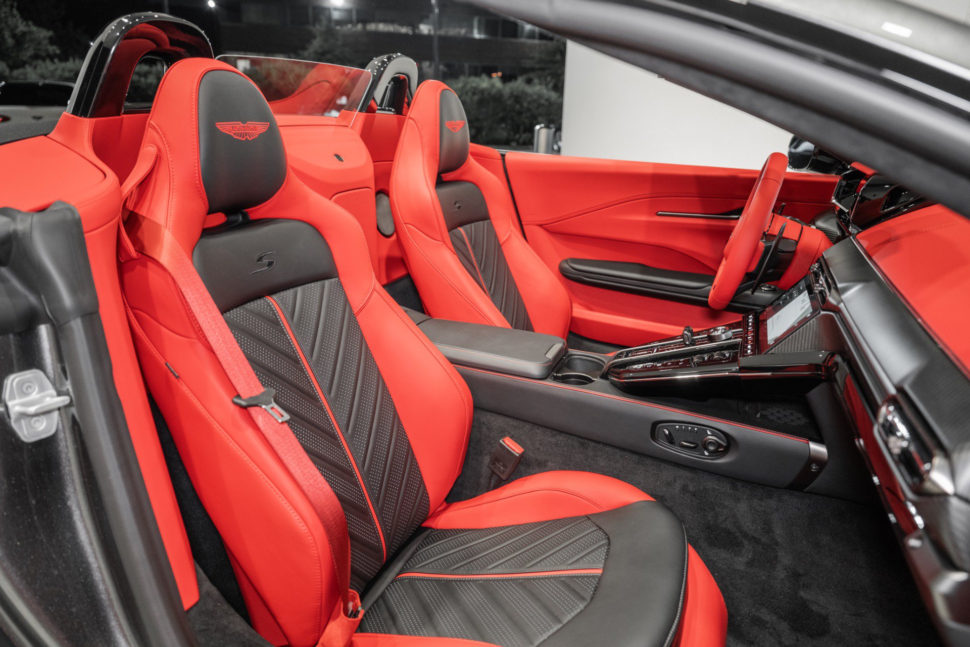 New 2026 Aston Martin V8 Vantage S RWD image 16