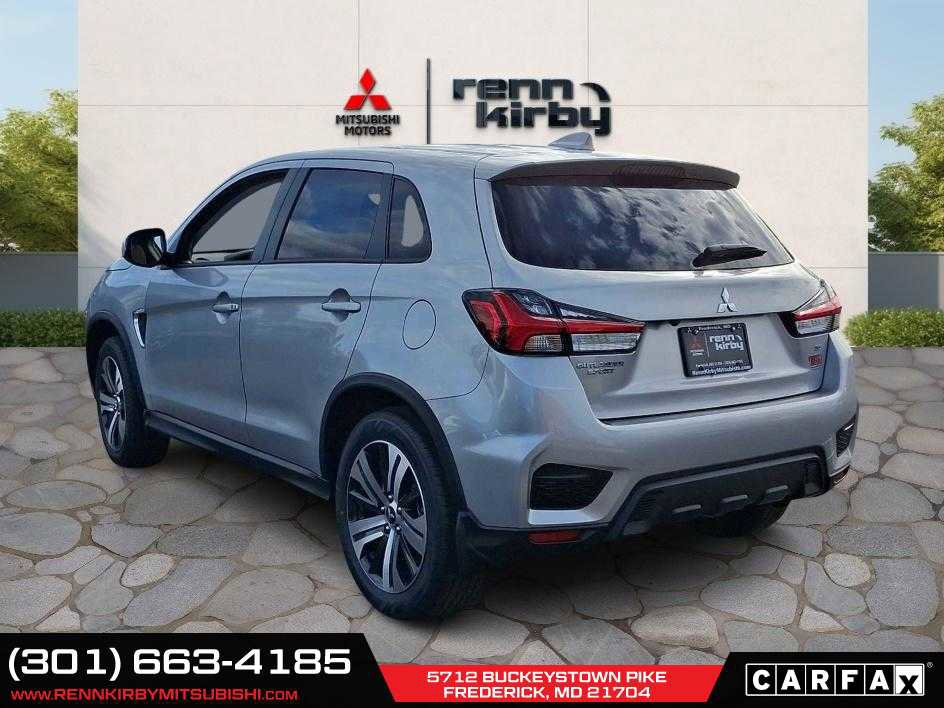 New 2025 Mitsubishi Outlander Sport SE image 3