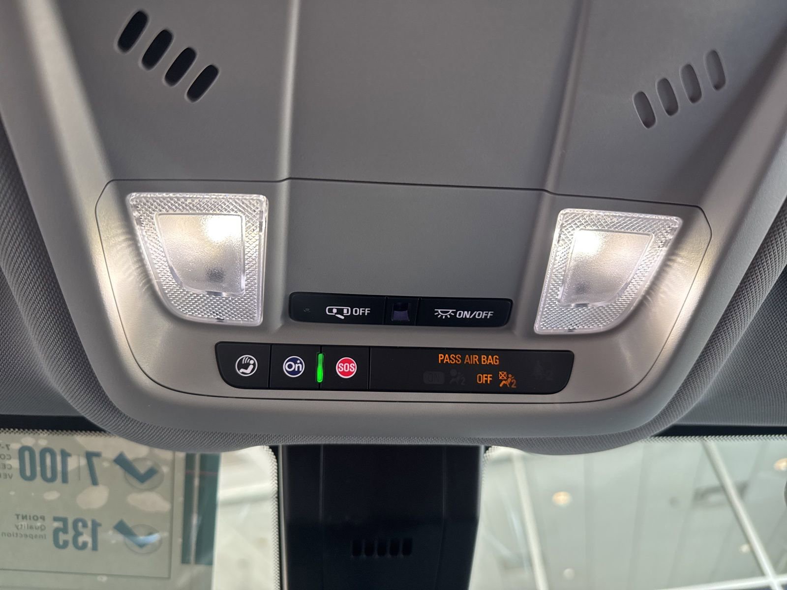 Used 2024 Chevrolet Equinox LS w/ LS Convenience Package image 33