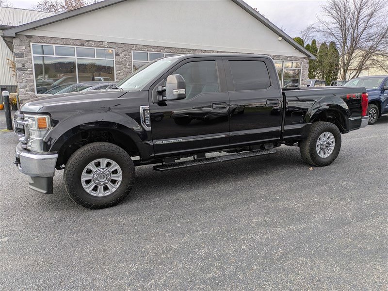 Used 2020 Ford F250 XL w/ STX Appearance Package image 3