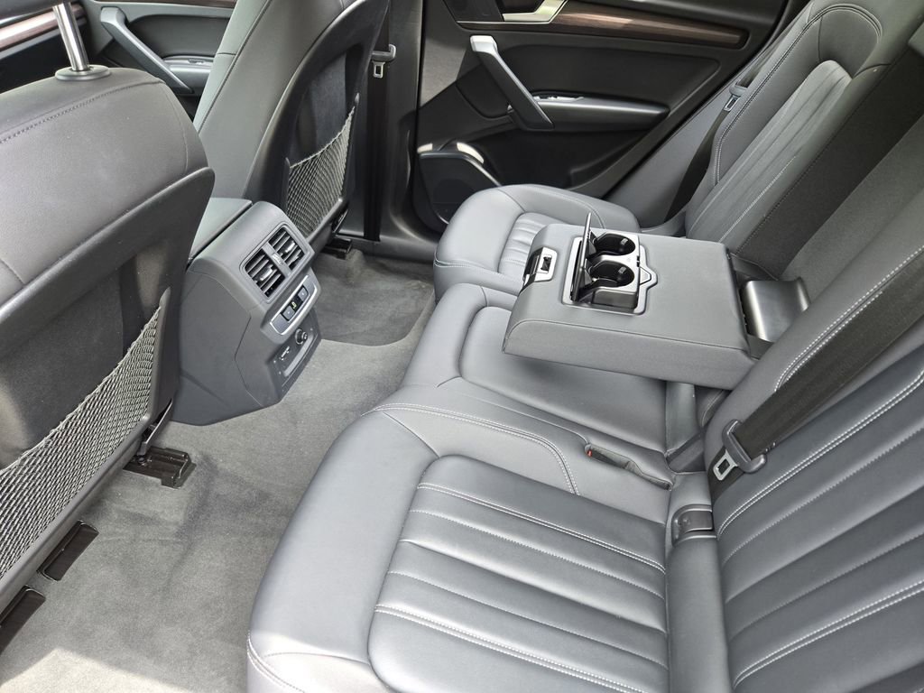 Certified 2023 Audi Q5 Premium w/ Convenience Package AWD/4WD image 40
