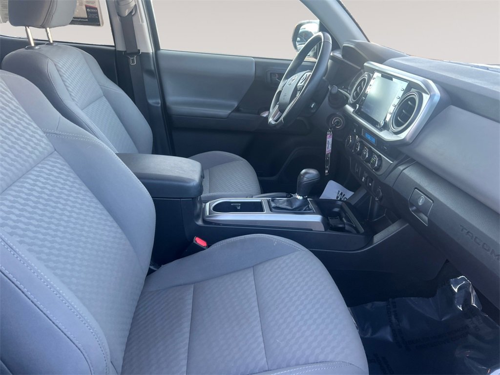 Used 2022 Toyota Tacoma SR5 image 15