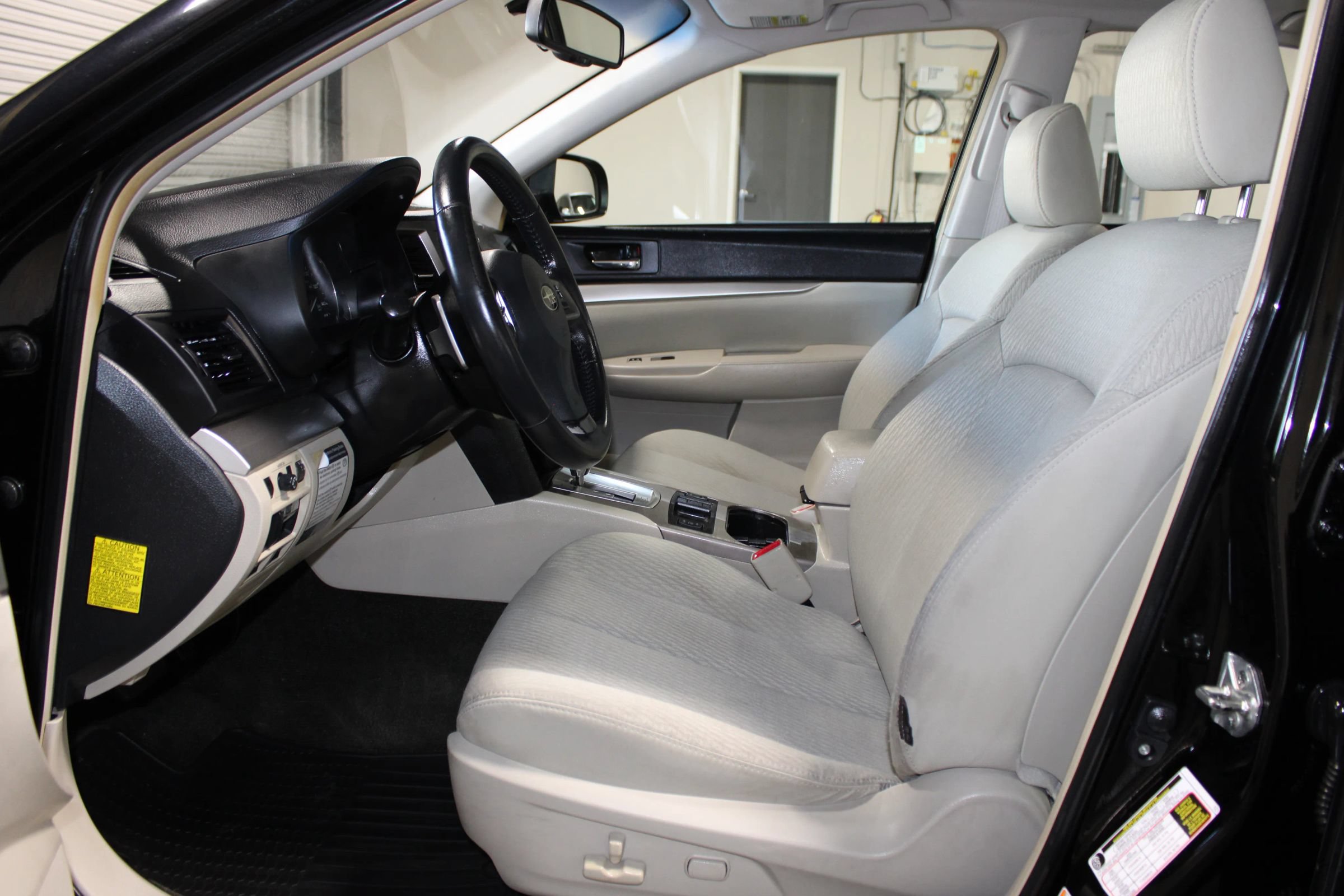 Used 2012 Subaru Legacy 2.5i Premium AWD/4WD image 8