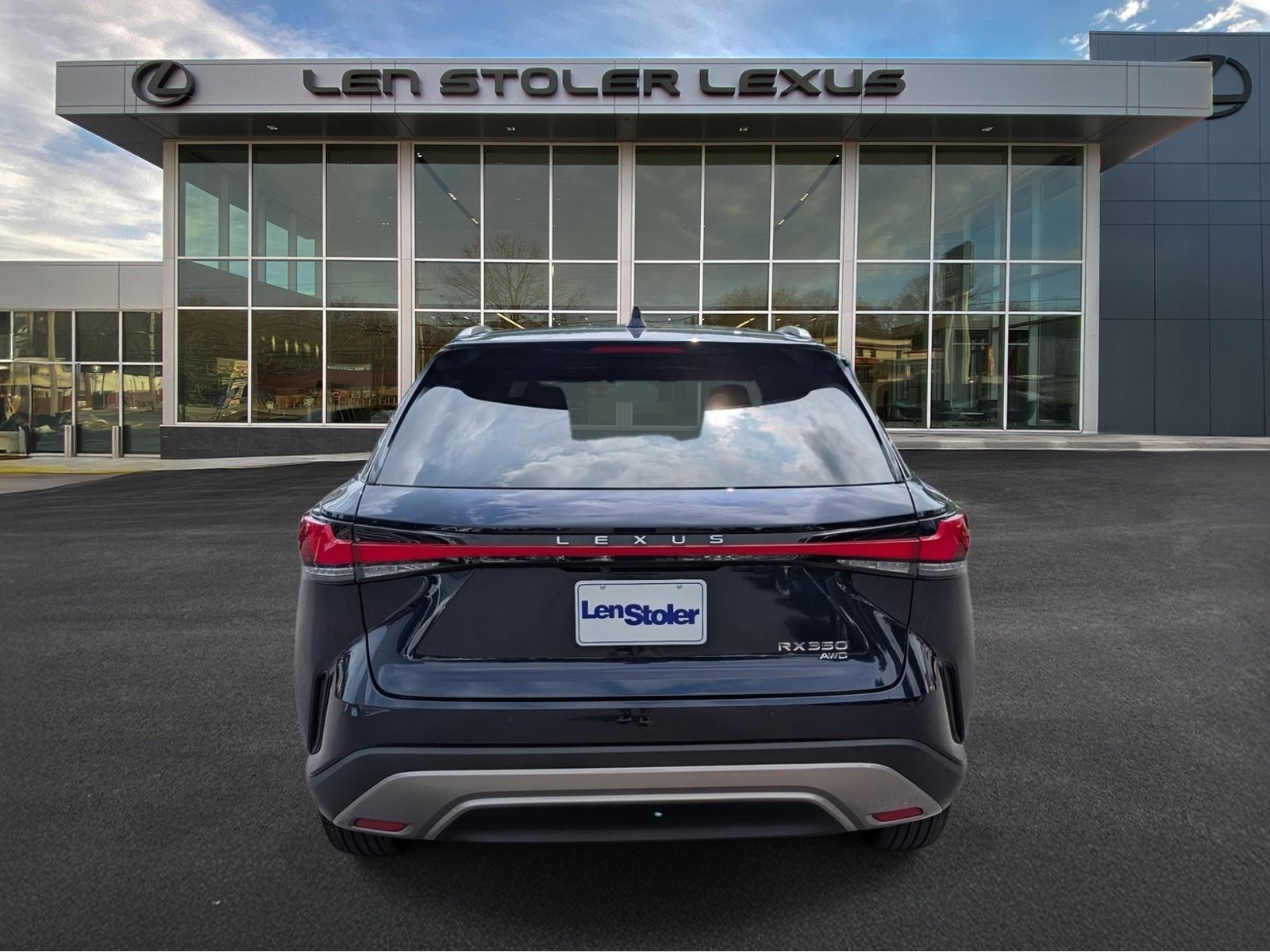 Certified 2024 Lexus RX 350 AWD w/ Convenience Package image 4