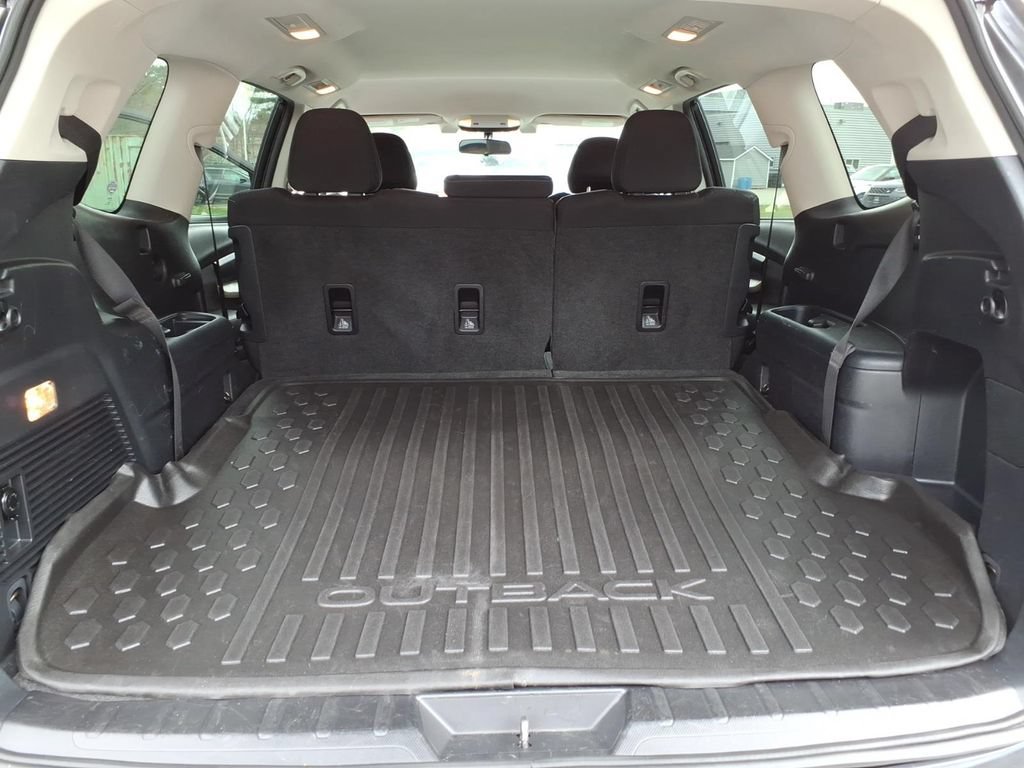 Used 2019 Subaru Ascent Premium AWD/4WD image 10