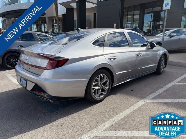 Used 2021 Hyundai Sonata SEL w/ Preferred Accessory Package FWD image 3