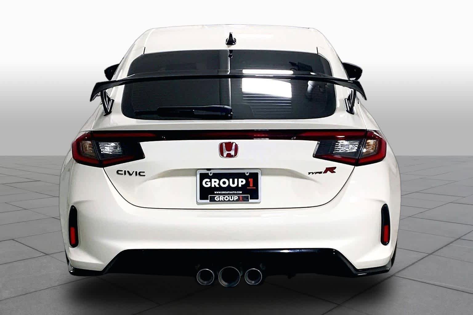 Used 2025 Honda Civic Type R image 4