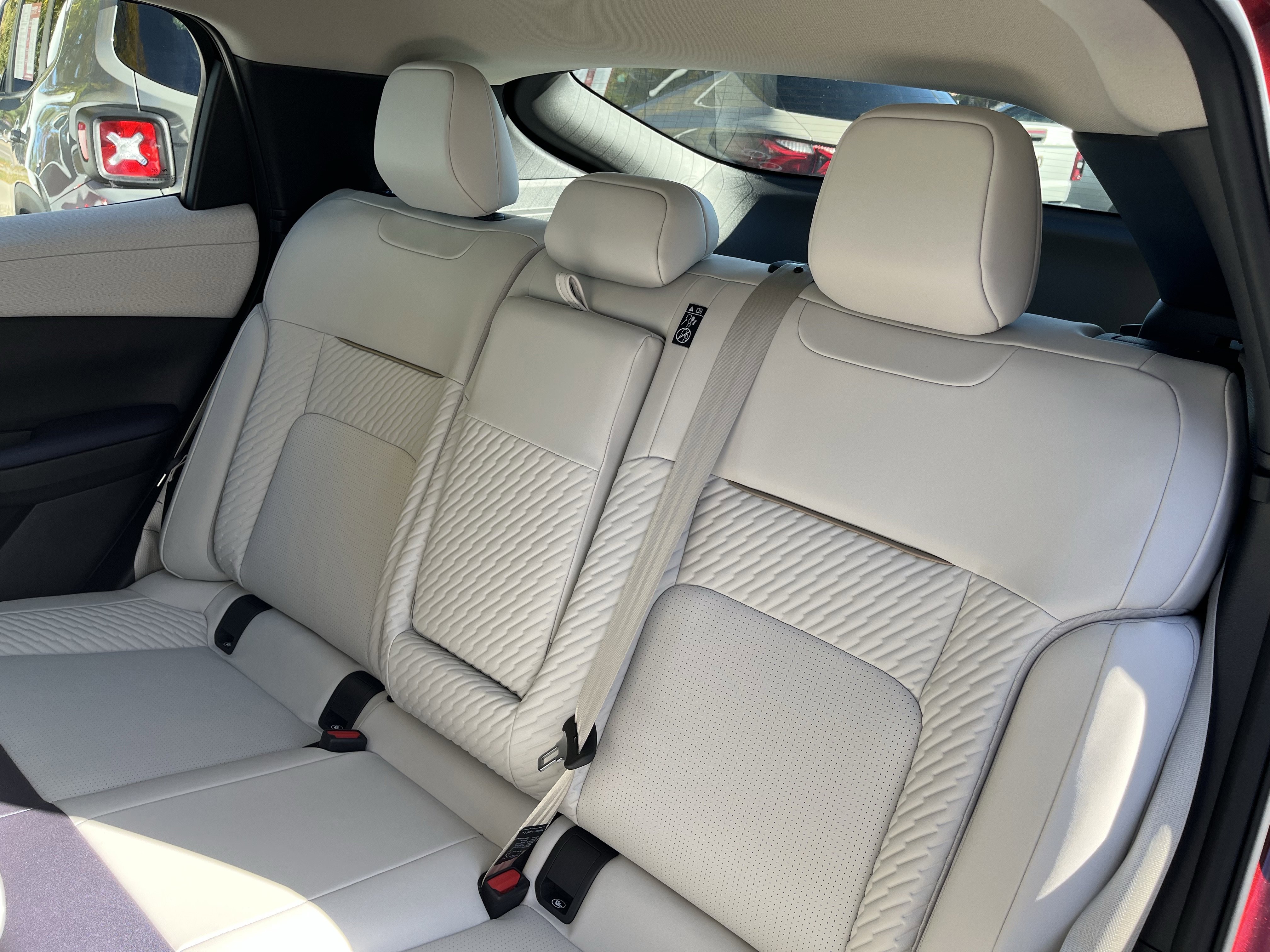 New 2026 Nissan Leaf Platinum+ image 22