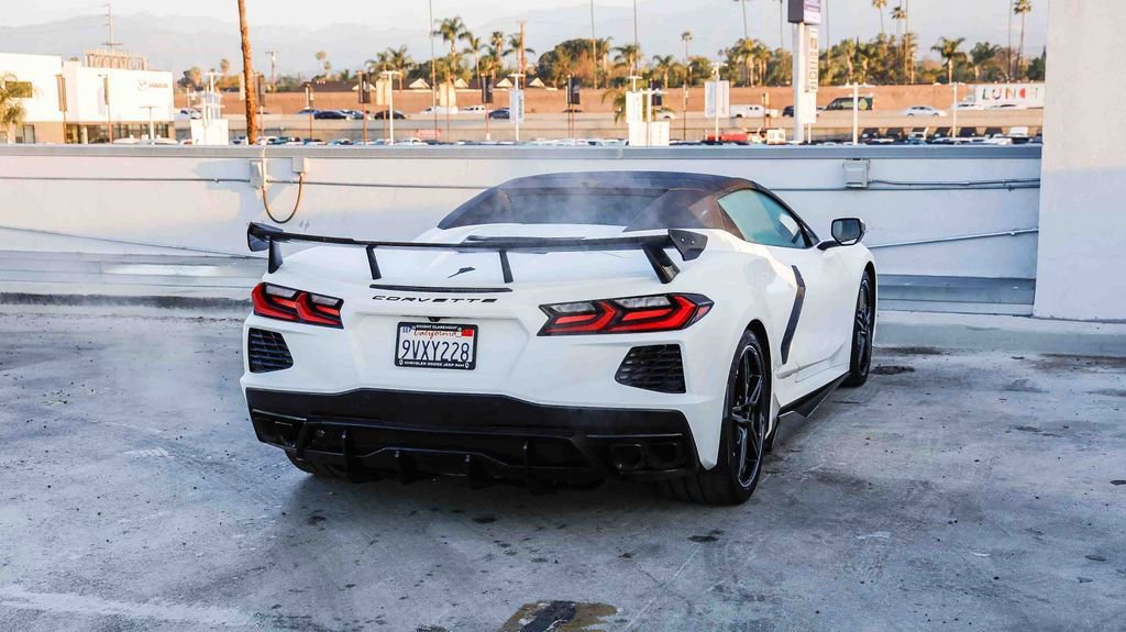 Used 2024 Chevrolet Corvette Stingray Premium Conv w/ Stealth Interior Trim Package image 9