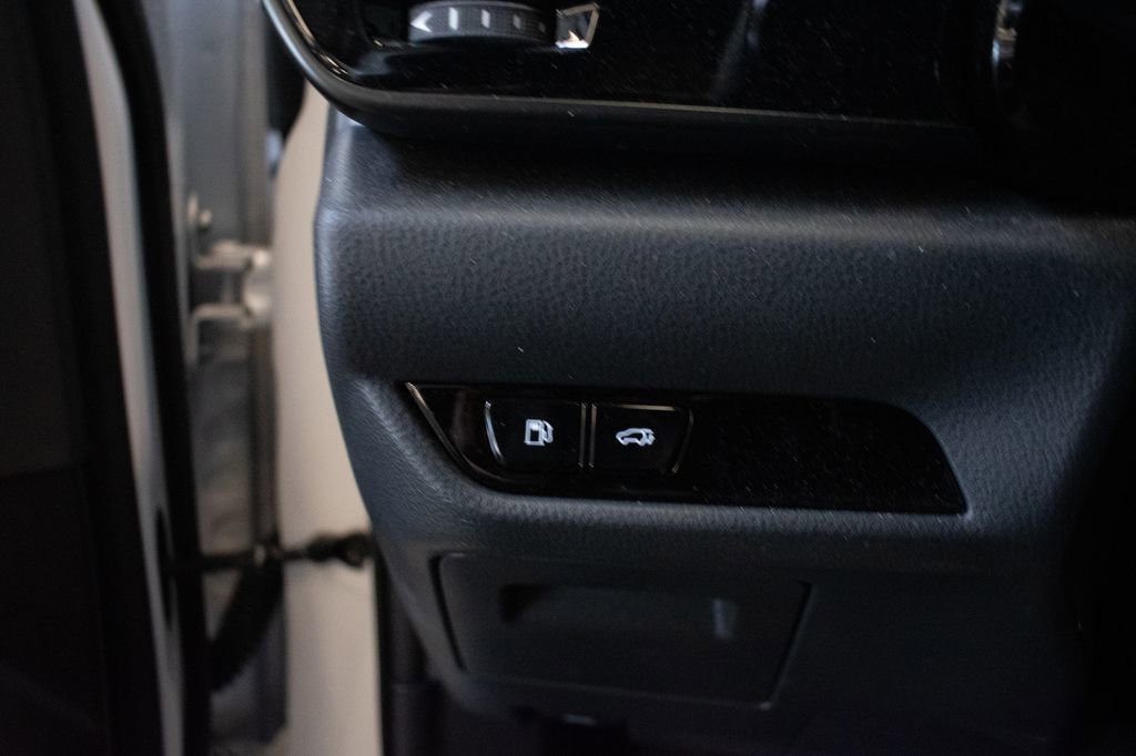 Used 2025 Lexus NX 350 AWD w/ Accessory Package (2T) image 18