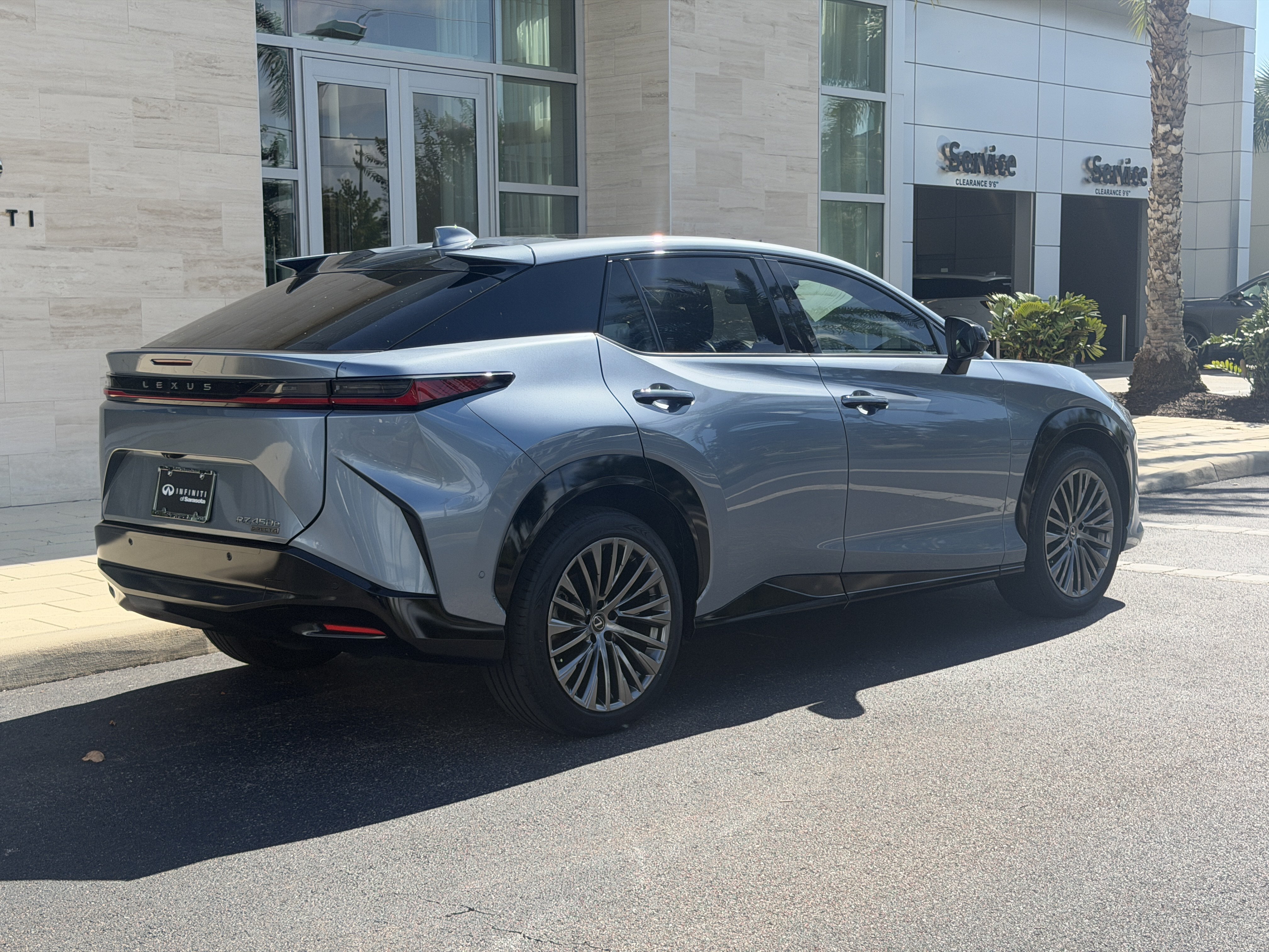 Used 2023 Lexus RZ 450e Premium w/ Cold Area Package AWD/4WD image 7