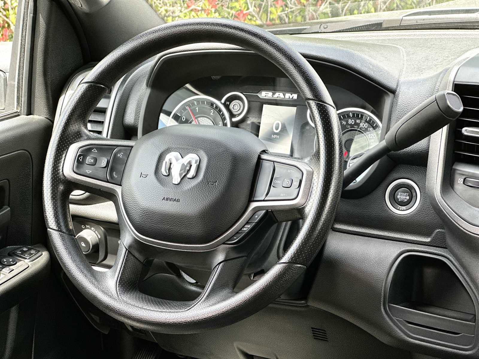 Used 2024 RAM 3500 Tradesman w/ Chrome Appearance Group image 27