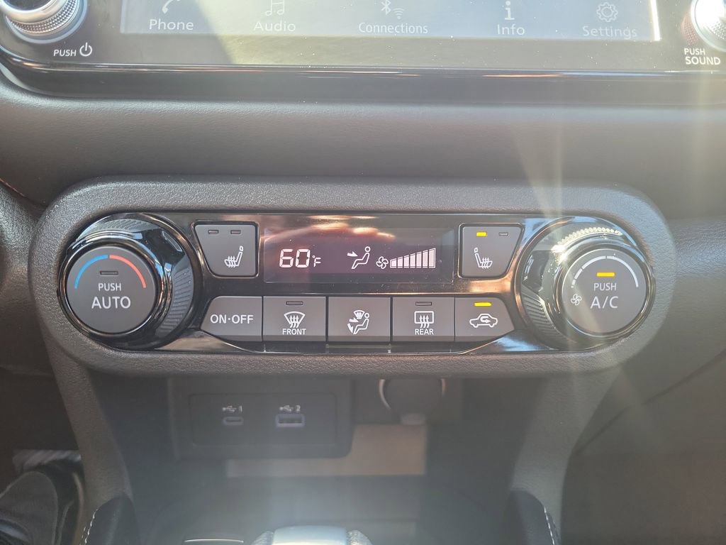 Used 2023 Nissan Kicks SR w/ SR Premium Package FWD image 21