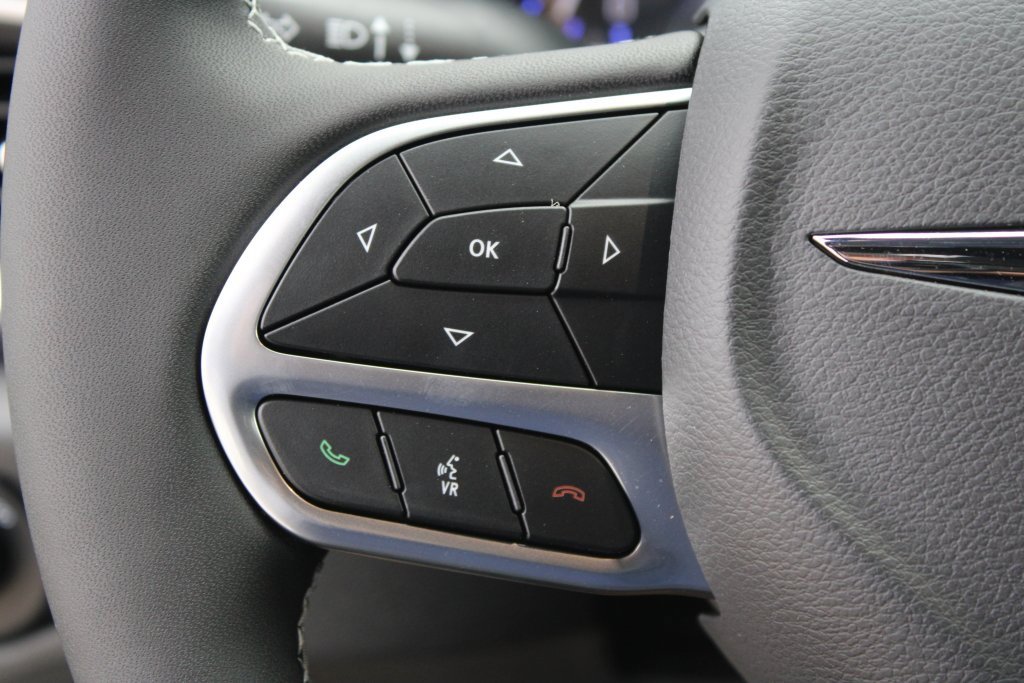 New 2026 Chrysler Pacifica Select image 14