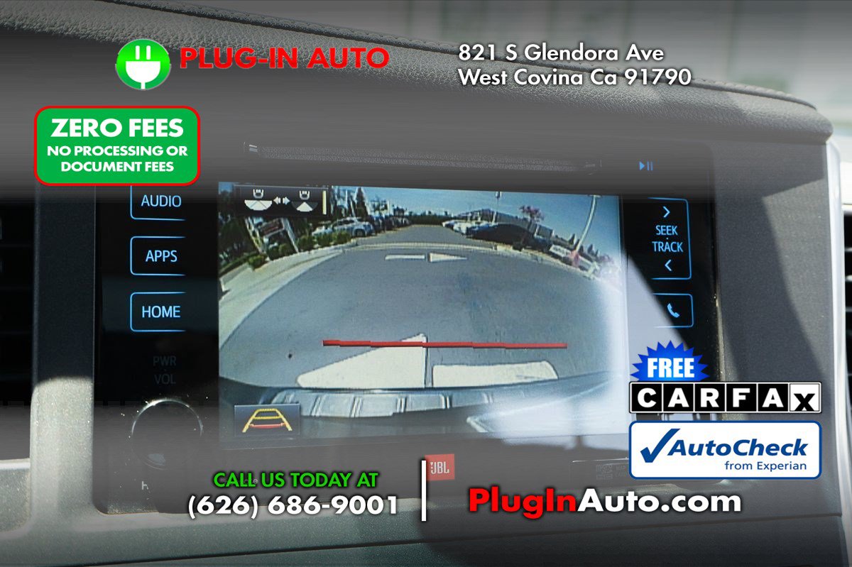Used 2015 Toyota Sienna Limited FWD image 35