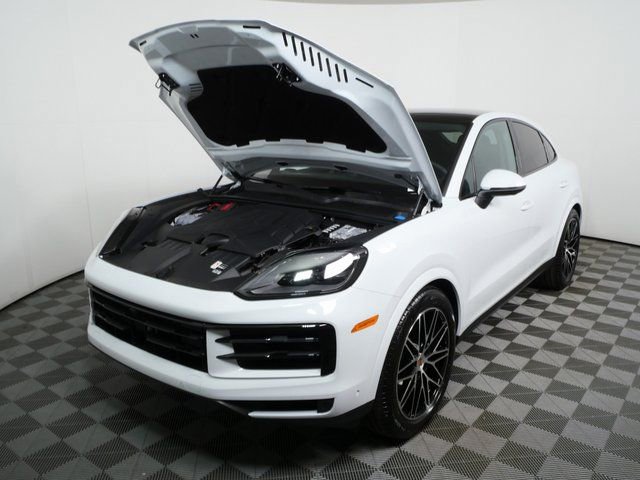 New 2026 Porsche Cayenne Coupe image 35
