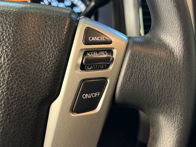 Used 2019 Nissan Titan SV image 21