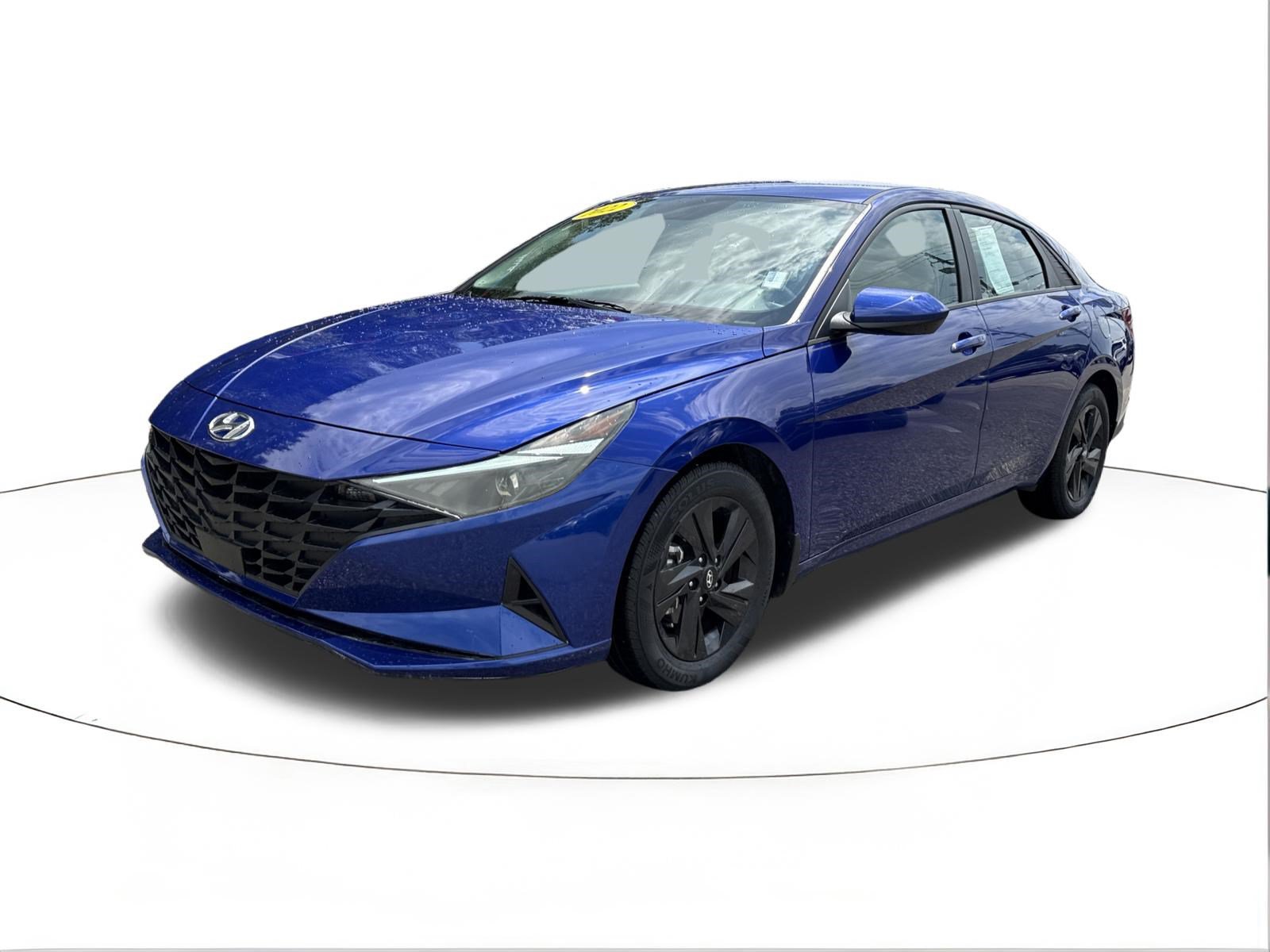 Used 2022 Hyundai Elantra SEL w/ Convenience Package FWD image 7