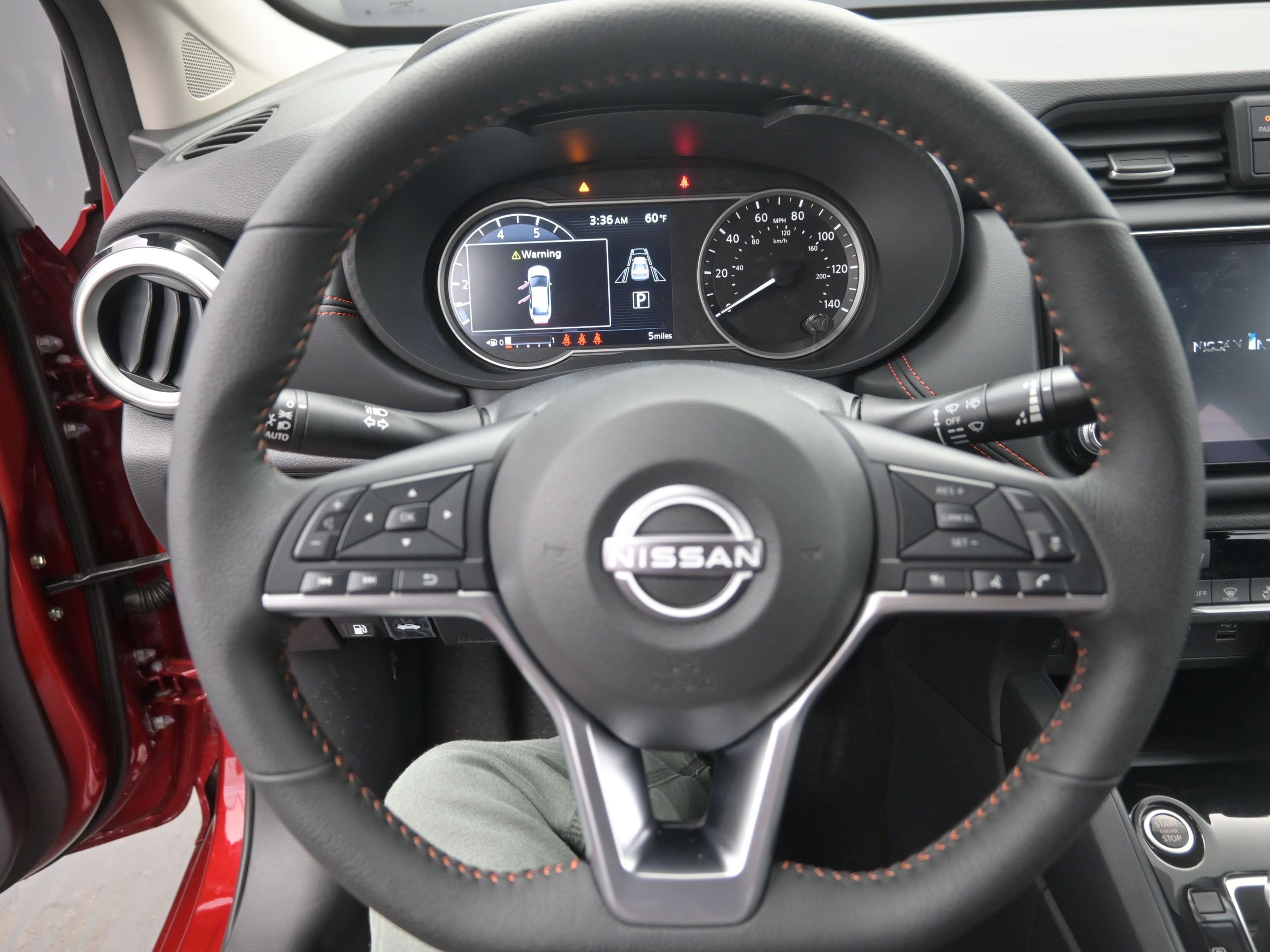 New 2025 Nissan Versa SR w/ Trunk Package image 13