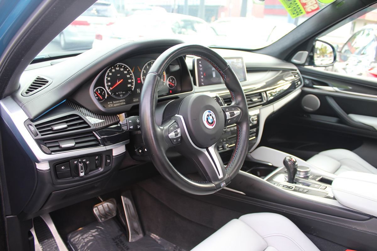Used 2018 BMW X5 M image 18