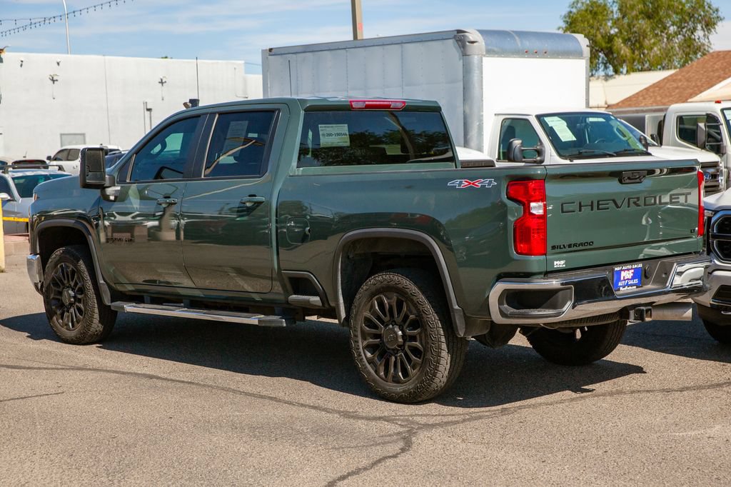 Used 2025 Chevrolet Silverado 2500 LT w/ Convenience Package AWD/4WD image 7