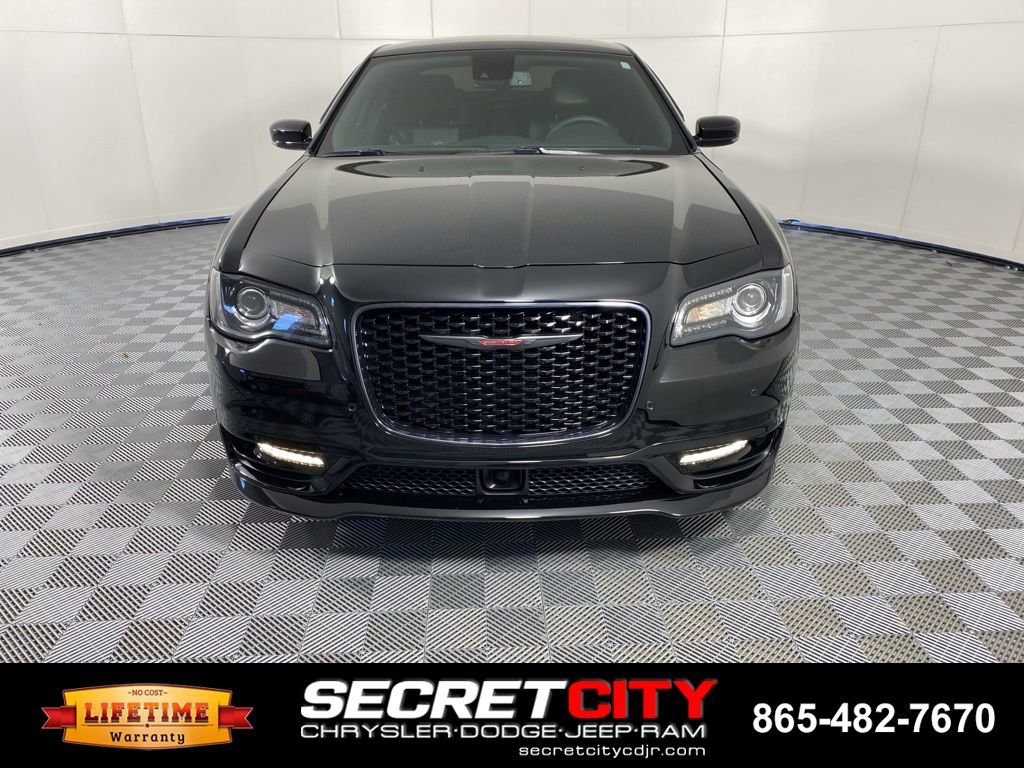 Used 2023 Chrysler 300 S w/ Comfort Group image 2